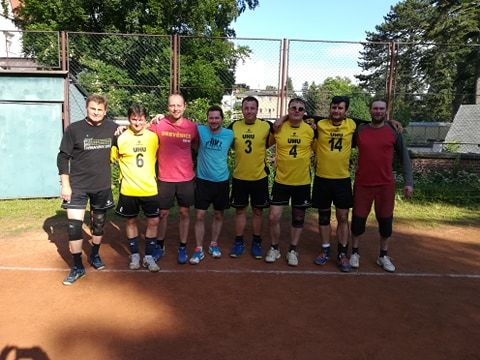 Volejbalistům Broumova těsně unikl Letní pohár