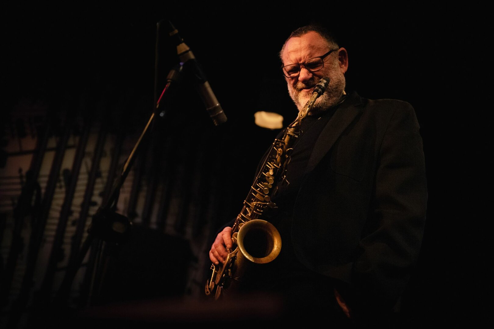 Slavný jazzman Gilad Atzmon vystoupí v Broumově