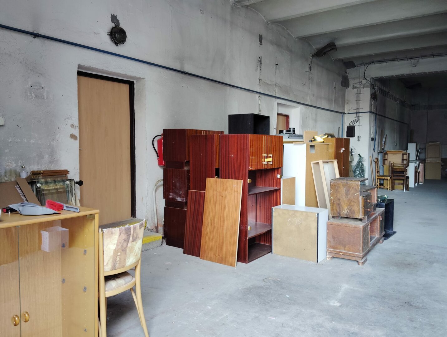 Nábytková banka v Broumově pomáhá lidem i ekonomice