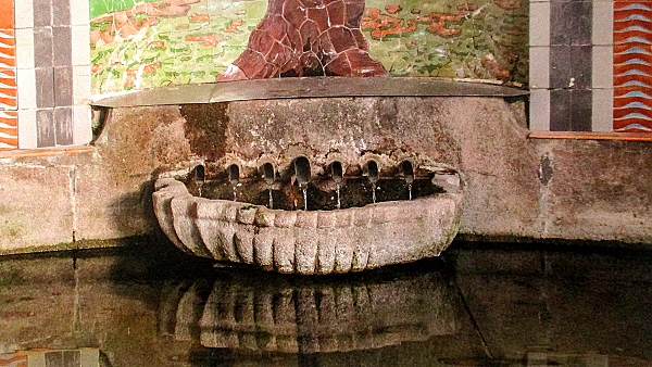 Chvála vody ve studánce v Malých Svatoňovicích 