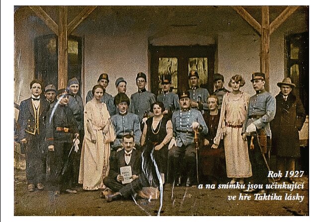 Jsem totálně postižený divadlem