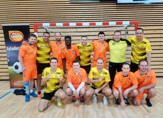 Police vyhrála turnaj v Líbeznici. Gratuloval i Roman Šebrle 