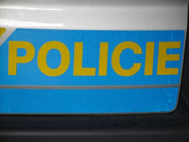 Nakladač za 400 tisíc korun si zloděj naložil a odvezl