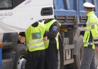 Policisté opět v okolí Broumova vážili nákladní automobily