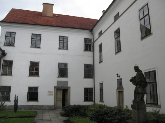 První přednáškou začíná 20. října 2011 zimní semestr Univerzity třetího věku v Broumově