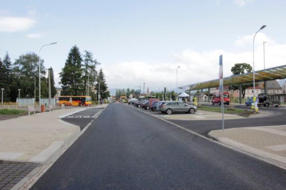V Broumově byl slavnostně otevřen nový autobusový terminál