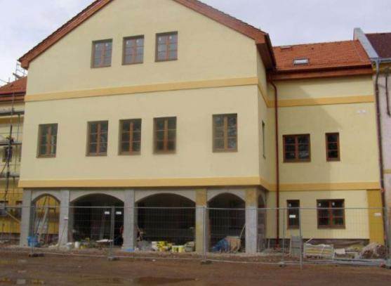 Na programových dotacích rozdělil Královéhradecký kraj 180 milionů korun. Peníze míří také do Hejtmánkovic a Heřmánkovic