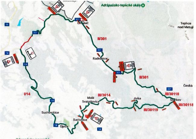 Řidiče čekají při cestě do Trutnova komplikace