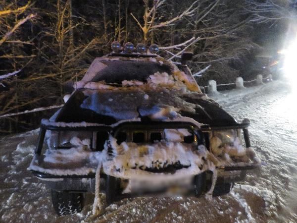 Přívaly sněhu způsobily potíže řidičům