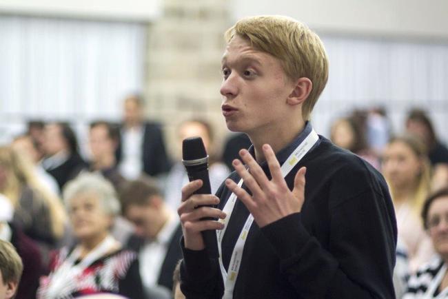 3. Broumovské diskuse nabídly v klášteře debatu o evropské identitě