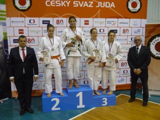 Turnaje v judu se v broumovské Sportovní hale na Spořilově zúčastnily téměř dvě stovky dětí