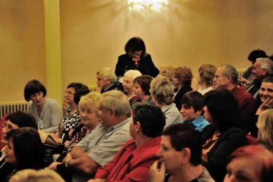 Divadlem se linul smích nejen Uršuly Klukové