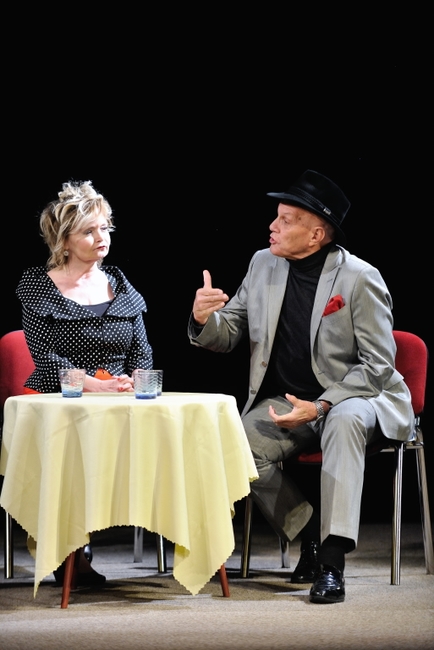 Broumov přivítal herecké legendy Evu Hruškovou a Jana Přeučila