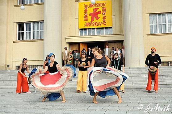 Jak se vybírá program pro Jiráskův Hronov