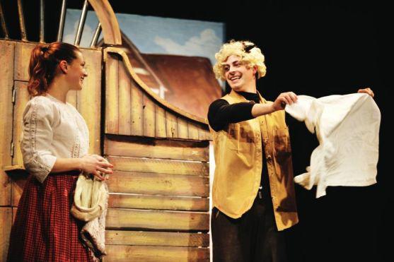 Dětské divadelní představení Jak se zbavit čerta na fotografiích Jana Záliše