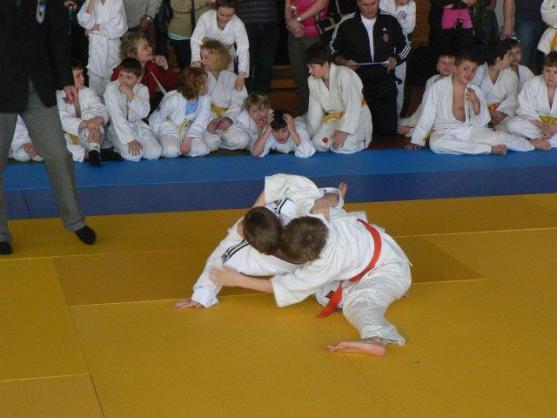 Na Memoriálu Svatopluka Frödeho mělo svoji premiéru třináct broumovských judistů