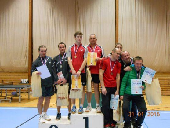 V Broumově hrálo stolní tenis šest hráčů a hráček z první stovky českého žebříčku