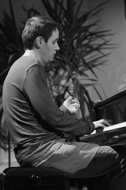 Trio Roberta Balzara pokřtilo v klášterní Kreslírně své nové CD s názvem Discover Who We Are