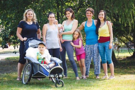 Charitativní koncert pro Adámka Svobodu představí britského zpěváka Paula Shoenfelta u vernéřovické studánky 