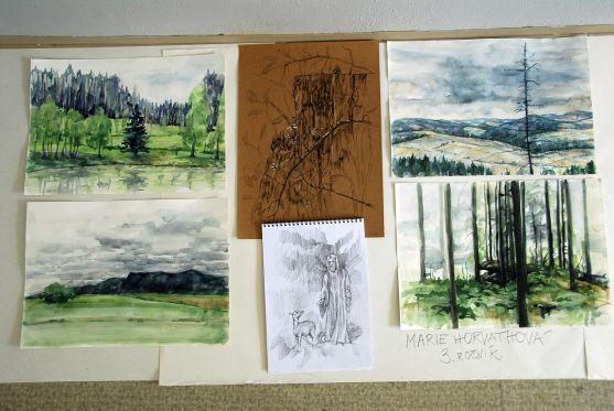 Studenti z pražského Žižkova přijeli kreslit na Broumovsko