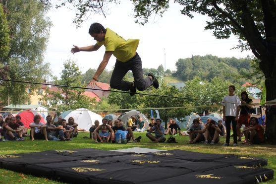 Video: I takový je Mezinárodní horolezecký filmový festival v Teplicích nad Metují