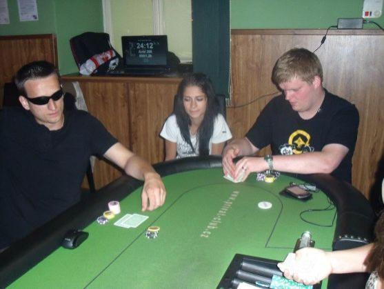 Vojtěch Kuchta se stal pokerovým Králem Broumovska