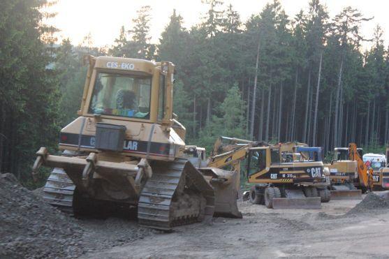 Rekonstrukce silnice přes Pasa se protáhne o tři týdny 