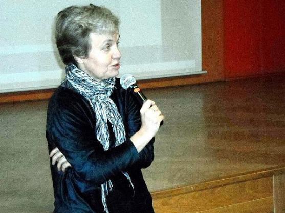 Svérázný prostor setkávání seniorů v Polici se uzavřel 