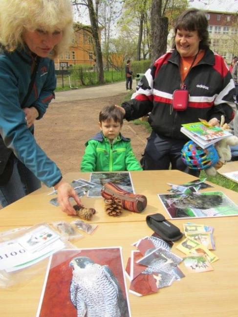 V Broumově se slavil Den Země v Naší zahradě a ve Schrollově parku 