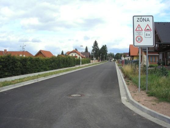 Občané poděkovali vedení města Broumov za novou ulici 