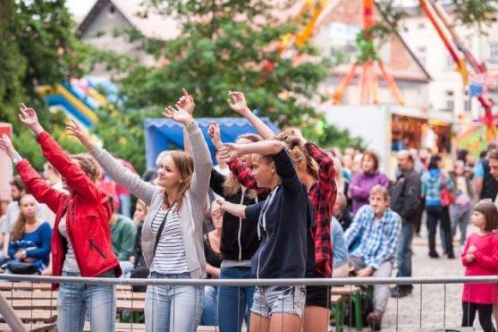 Proměnlivé počasí Broumováky neodradilo a pouť si užili 