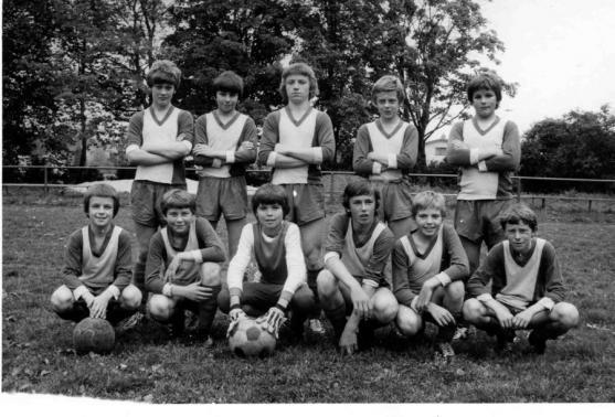 Vzniká archiv starých fotografií broumovského fotbalu