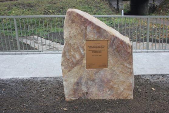 Byla slavnostně otevřena silnice v Teplicích nad Metují. Opravy krajských silnic na Broumovsku tím nekončí, ubezpečil hejtman