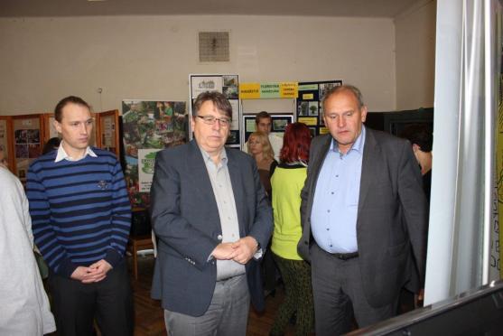 V Náchodě se konala prezentace škol a zaměstnavatelů. Význam setkání ocenil i hejtman Lubomír Franc