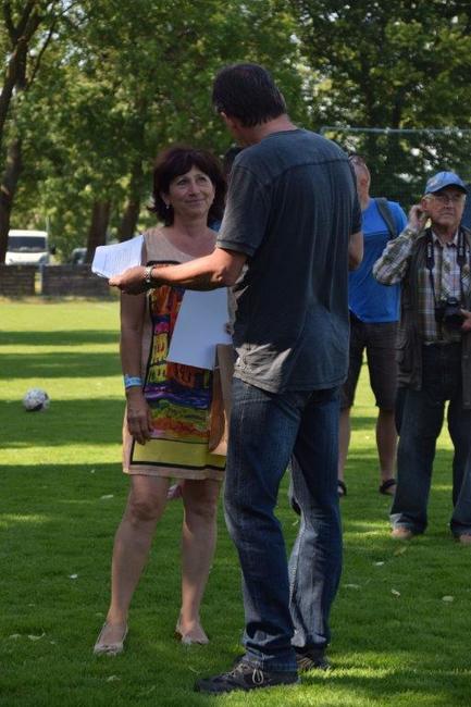 Devadesát let broumovské kopané zalité sluncem, vzpomínkami a nadějí