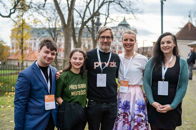 Obrazem: Broumovské diskuse hostily významné osobnosti