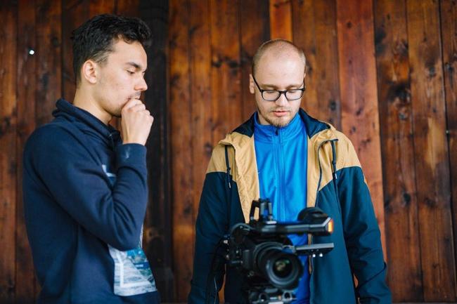 Benefiční online koncert Police Symphony Orchestra z broumovského kláštera vynesl přes půl milionu korun na podporu místní kultury
