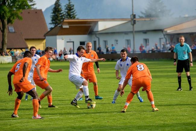 Po fotbalové přestřelce jde do odvety s náskokem dvou branek polický tým 