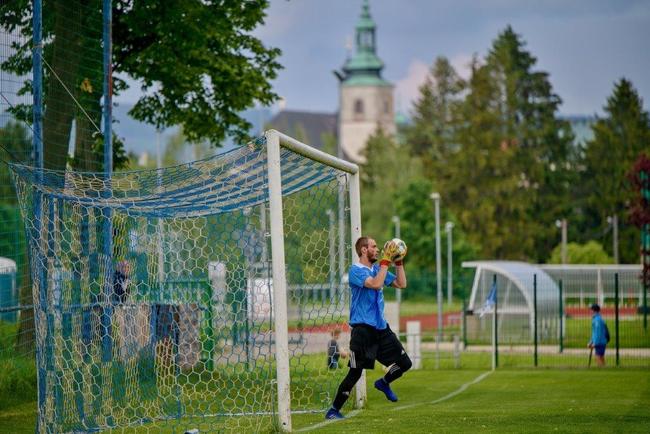 Po fotbalové přestřelce jde do odvety s náskokem dvou branek polický tým 