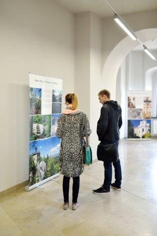 Polští studenti Univerzity Wroclaw pomáhají broumovské skupině kostelů