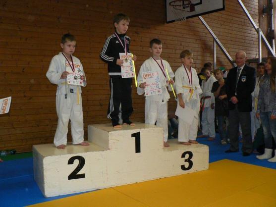 Zlatá olympijská medaile judisty Lukáše Krpálka motivuje. Na Pohár hejtmana do Broumova přijelo více než 200 mladých judistů