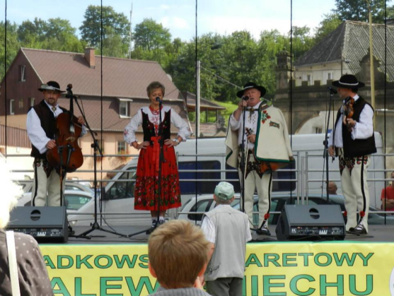 Z broumovského kláštera na Vambeřickou pouť