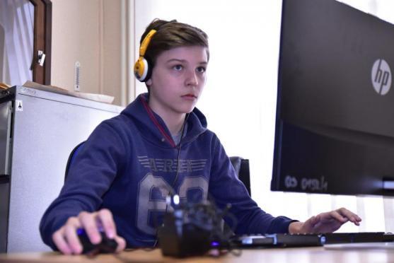 Hronovské Domino v březnu? Horolezecké závody a unikátní turnaj