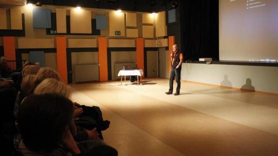 Ctibor Košťál vyprávěl v konferenčním sále infocentra o Nepálu