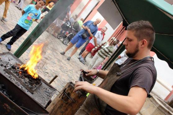 Broumovský klášter přivítal podzim tradičním trhem