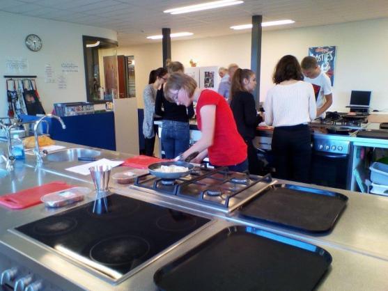 Báječná jízda Holandskem: Broumovští gymnazisté navštívili partnerskou školu ve Warfumu