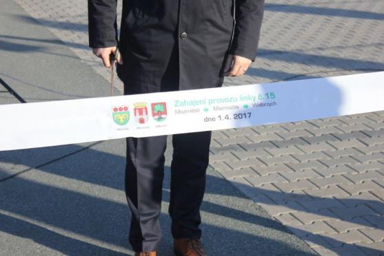 V sobotu byla zahájena autobusová veřejná doprava mezi městy Walbrzych a Meziměstí