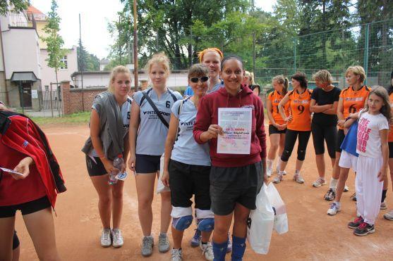 Mezinárodní volejbalový turnaj Memoriál Slávky Streubelové ovládly ženy Slovanu Broumov