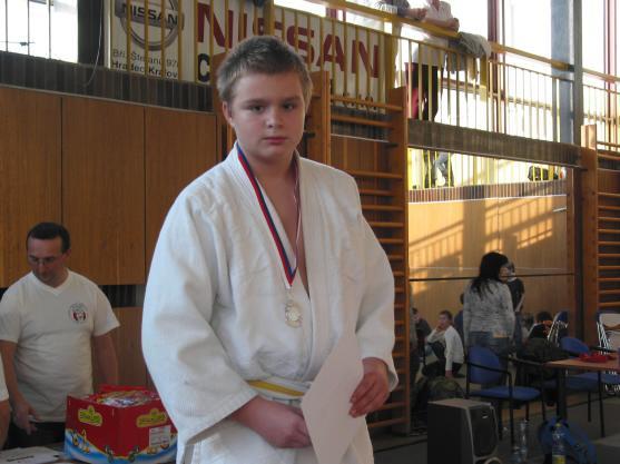 Mladí judisté z Broumova přivezli z hradeckého turnaje Judorej 8 medailí