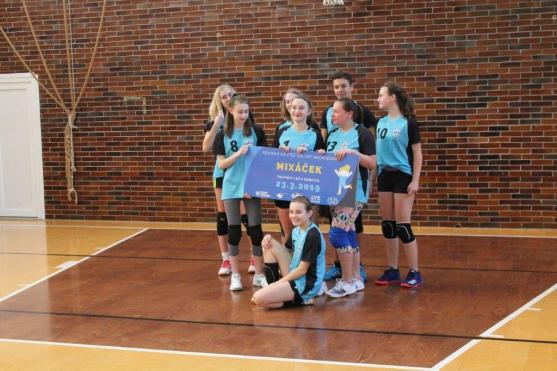 Broumovské volejbalové naděje zatím sbírají zkušenosti